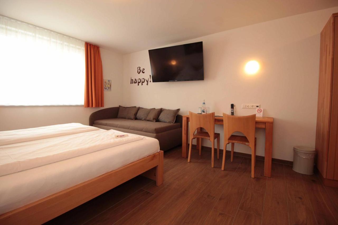 Hotel Sunnegaessle Rust Esterno foto